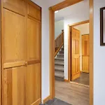 Forest Trails 9 - Walk Or Shuttle To Skiing, Fireplace, Private Garage, Free Parking